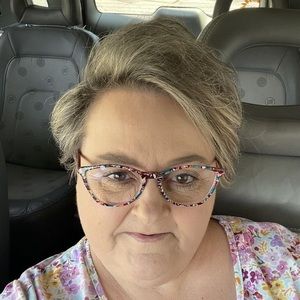 Meet your Posher, Missy russell